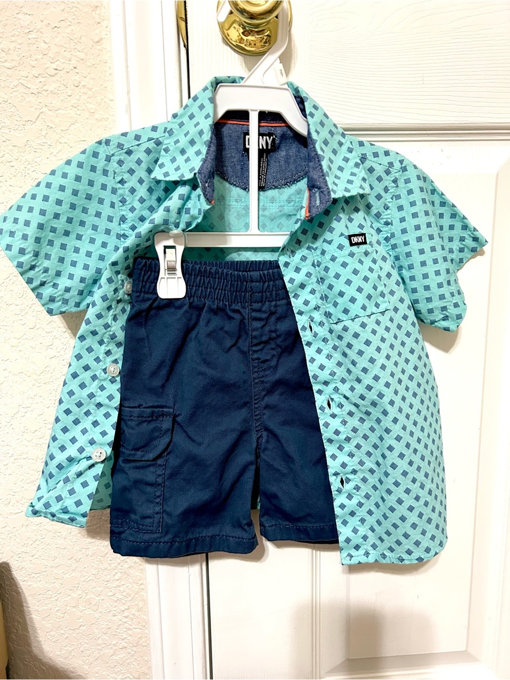NWOT Toddler Boys DKNY Aqua Short Sleeve Button Up Shirt with Navy Shorts
